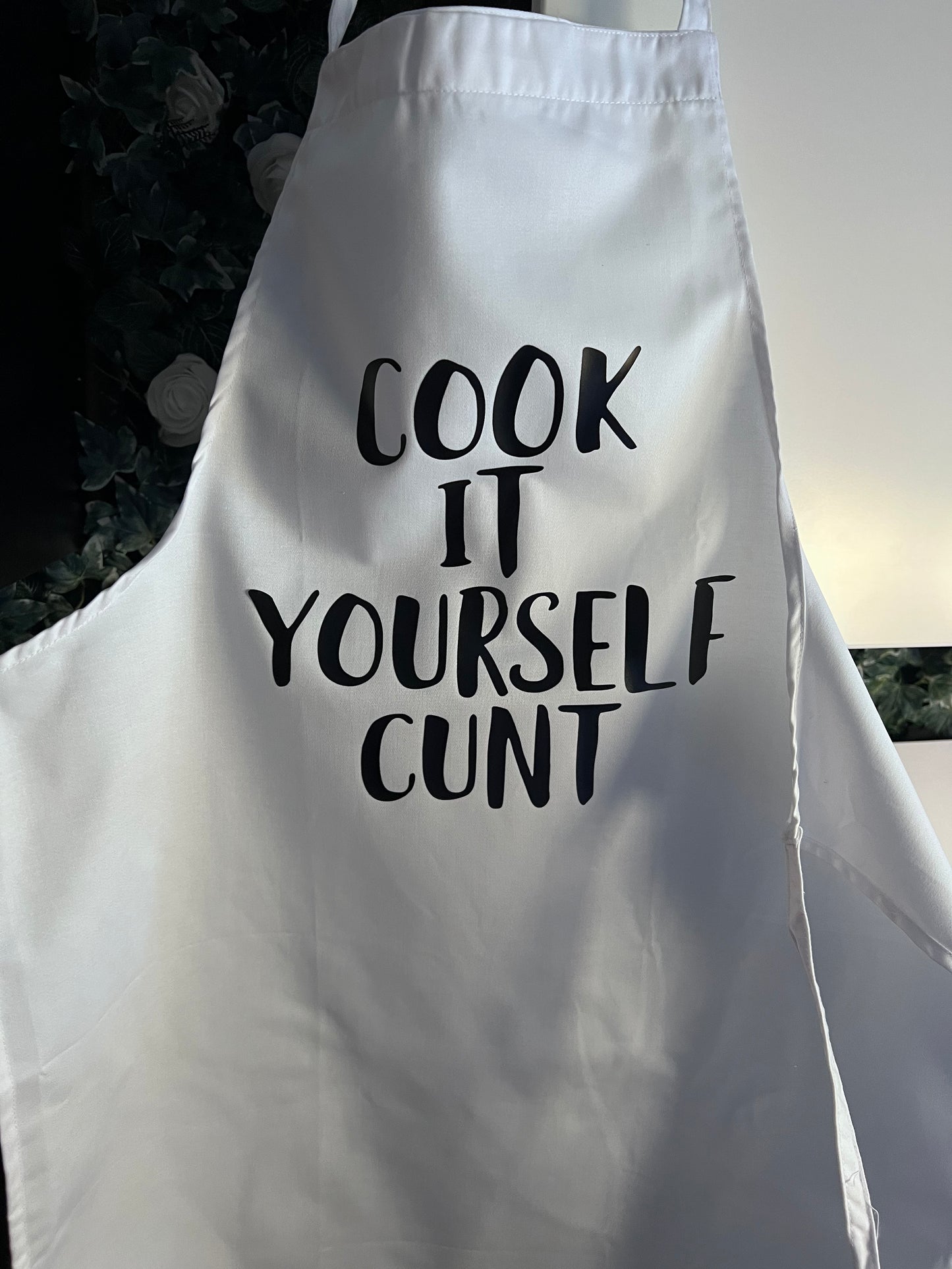 Cooking apron/pinny- cook it yourself cunt